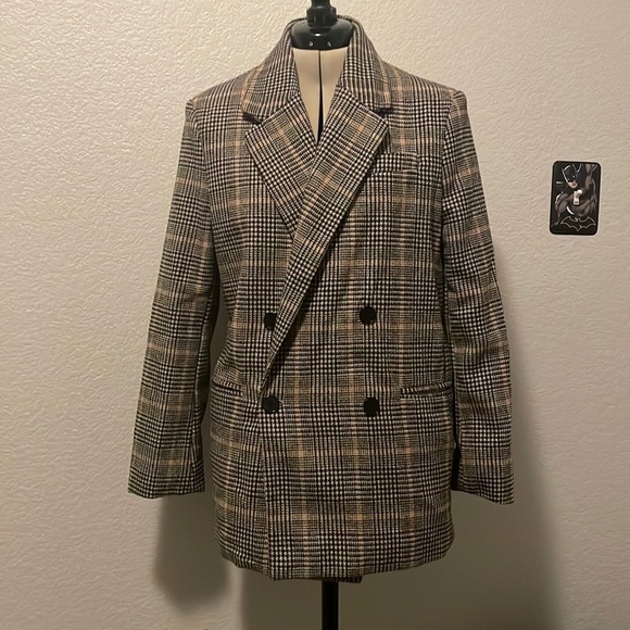 New Bershka Oversized Plaid Blazer. - Picture 3 of 5